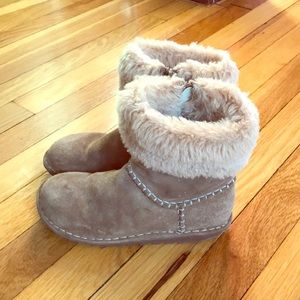 Girls Clark’s winter suede boots size 13.5